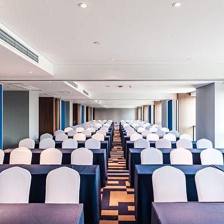 Holiday Inn Express Shanghai Baoyang By Ihg Buitenkant foto
