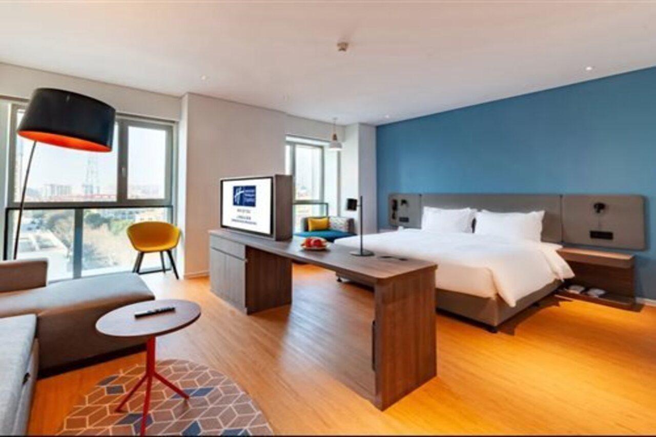 Holiday Inn Express Shanghai Baoyang By Ihg Buitenkant foto